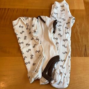 Old Navy 0-3 Months “Little Bundles” Set.